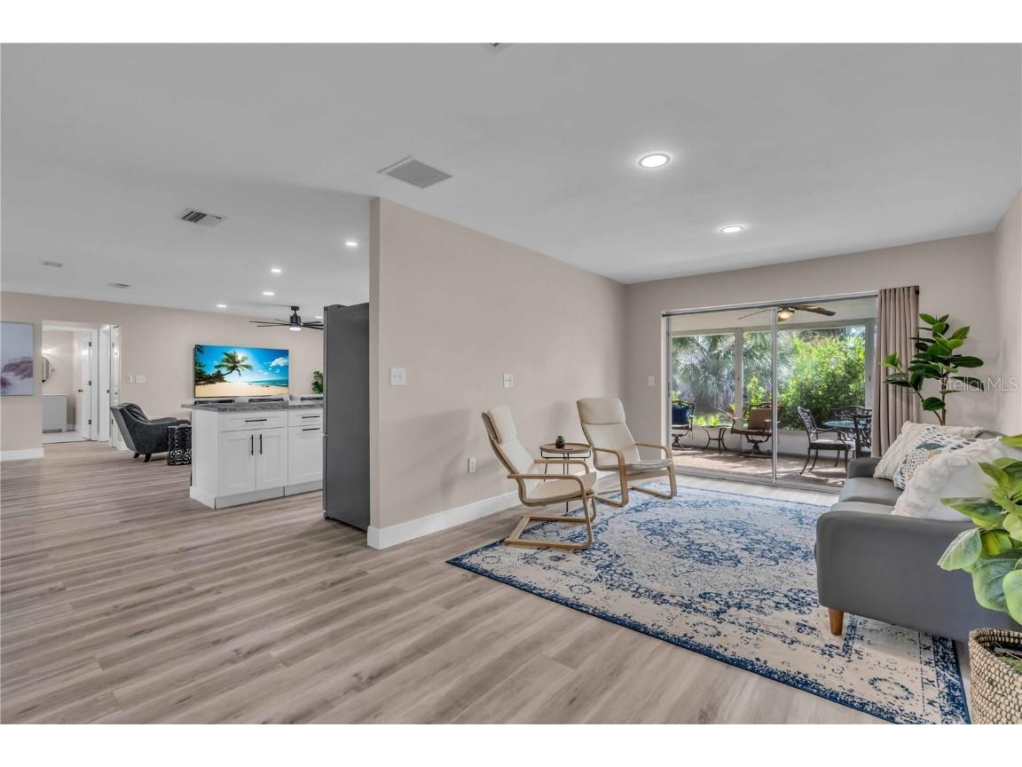 2544 Carlisle Place Sarasota FL 34231 A4665872 image18