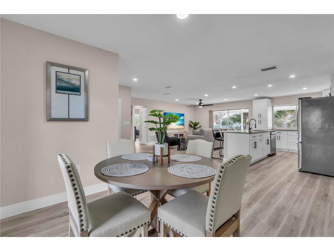 2544 Carlisle Place Sarasota FL 34231 A4665872 image20