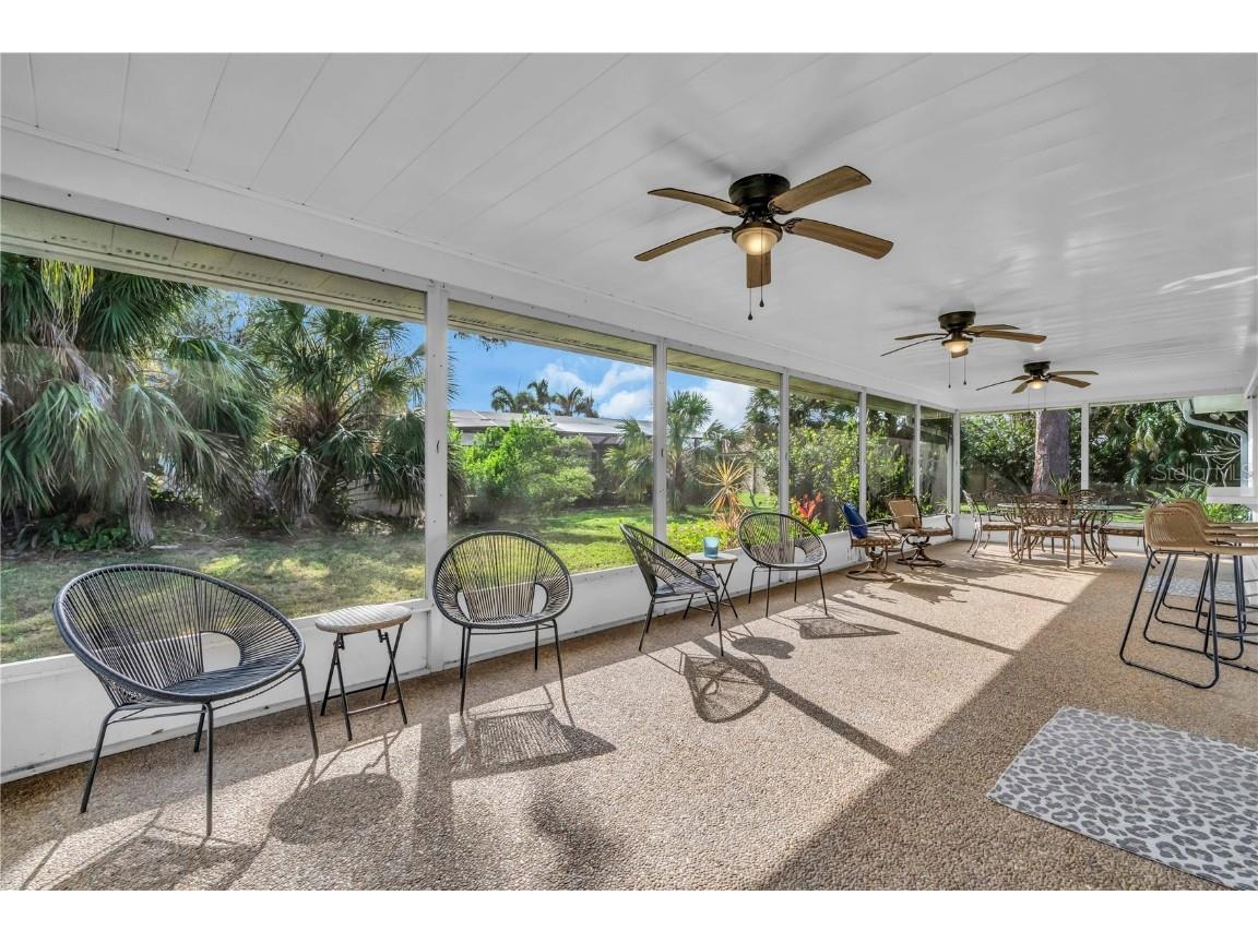 2544 Carlisle Place Sarasota FL 34231 A4665872 image37