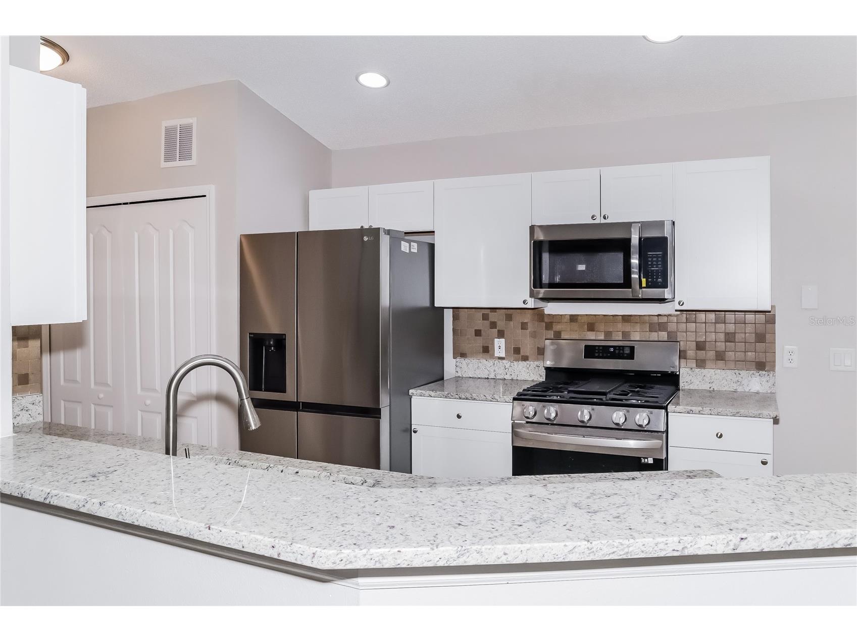 2544 Meadow Oaks Loop Clermont FL 34714 TB8506584 image6