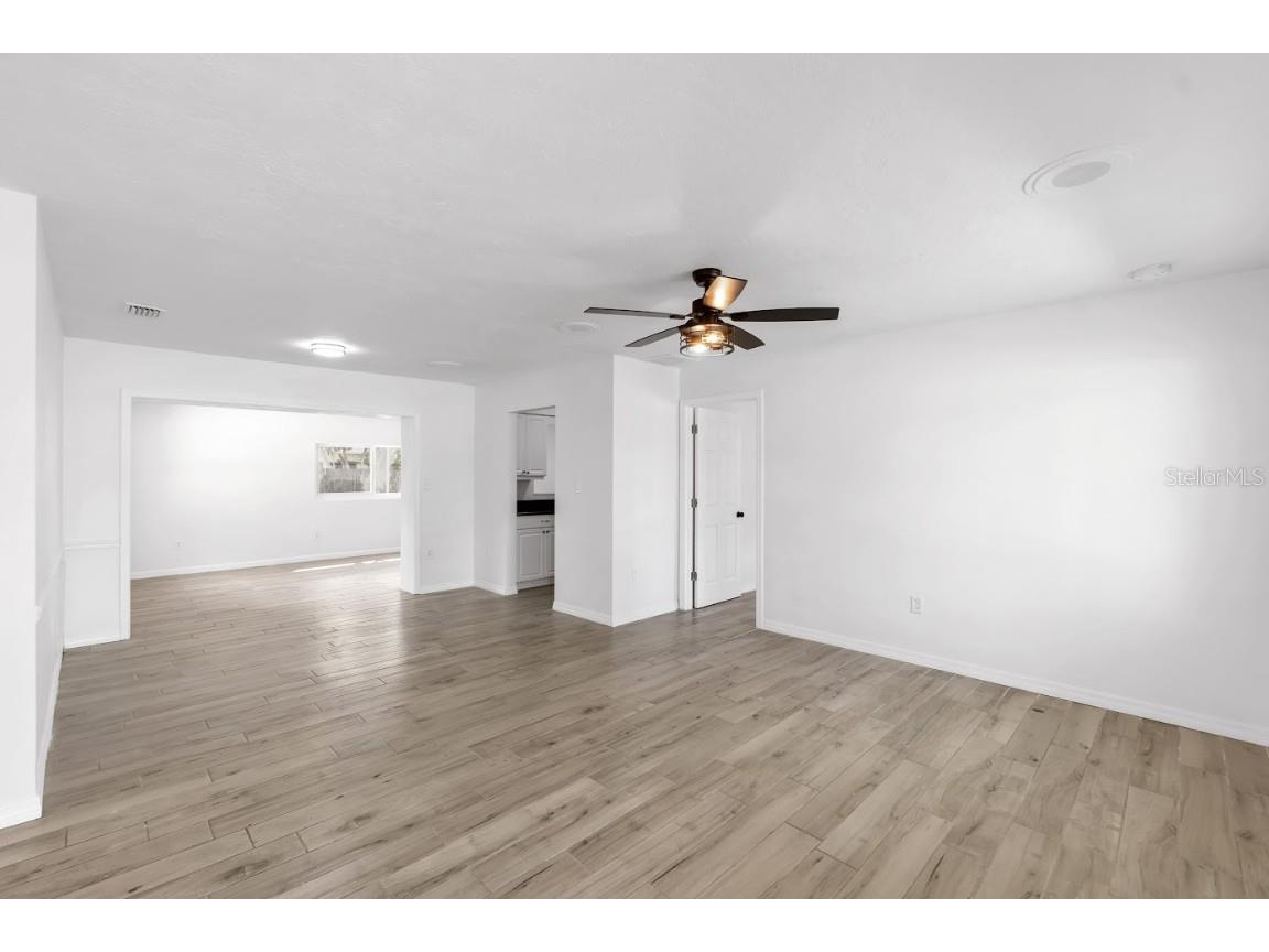 2544 Orsova Way Sarasota FL 34231 A4668849 image8