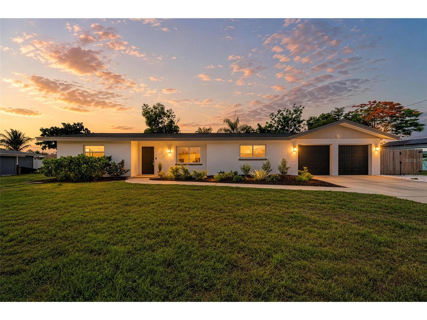 2544 Orsova Way Sarasota FL 34231 A4692439 image1