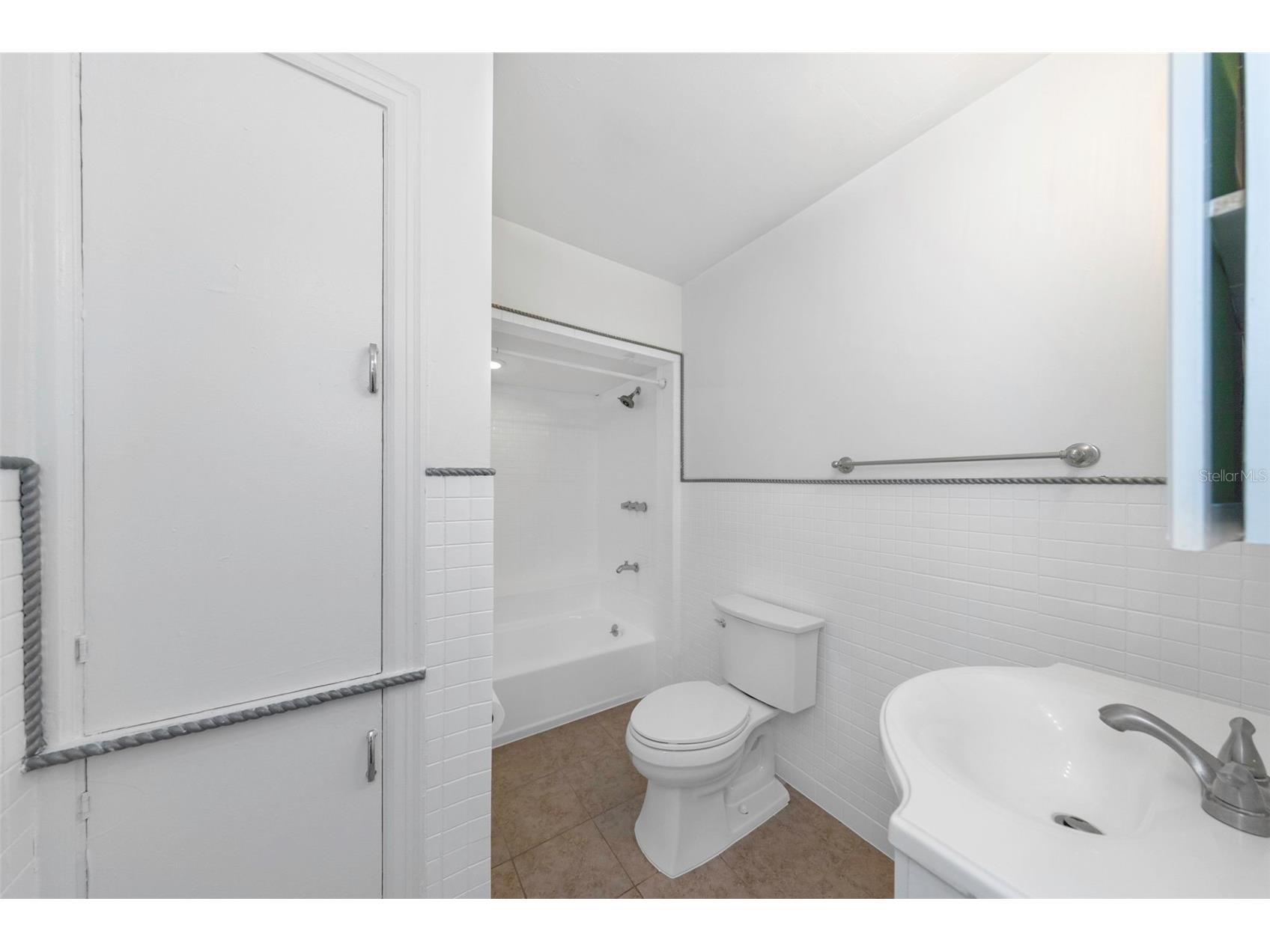 2545 32nd Avenue N Saint Petersburg FL 33713 TB8495464 image25