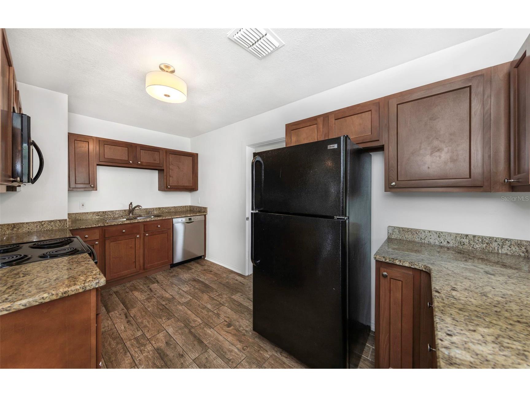 2545 32nd Avenue N Saint Petersburg FL 33713 TB8495464 image9