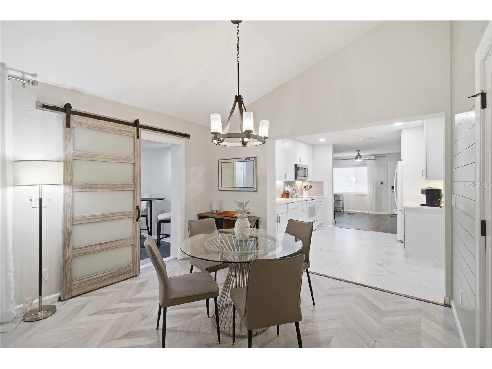 2545 Browning Street Sarasota FL 34237 A4687679 image17