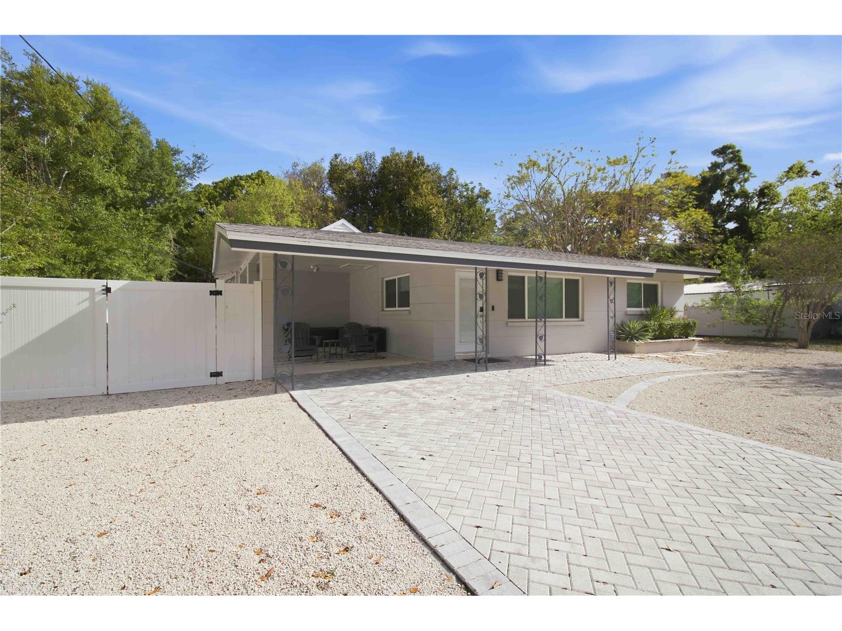 2545 Browning Street Sarasota FL 34237 A4687679 image2