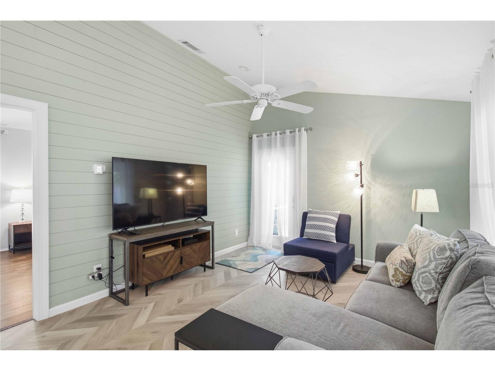 2545 Browning Street Sarasota FL 34237 A4687679 image20