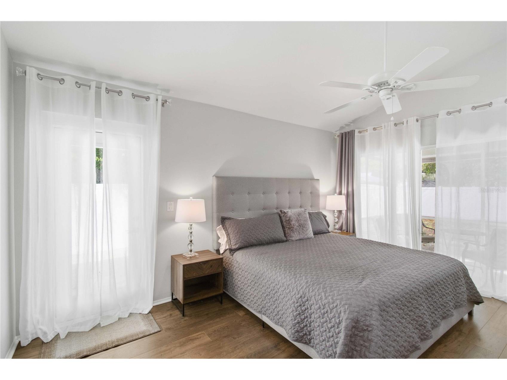 2545 Browning Street Sarasota FL 34237 A4687679 image25