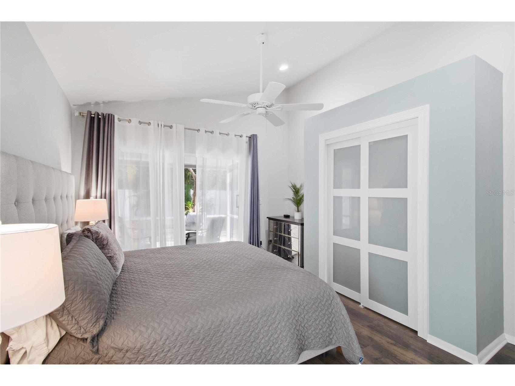 2545 Browning Street Sarasota FL 34237 A4687679 image26