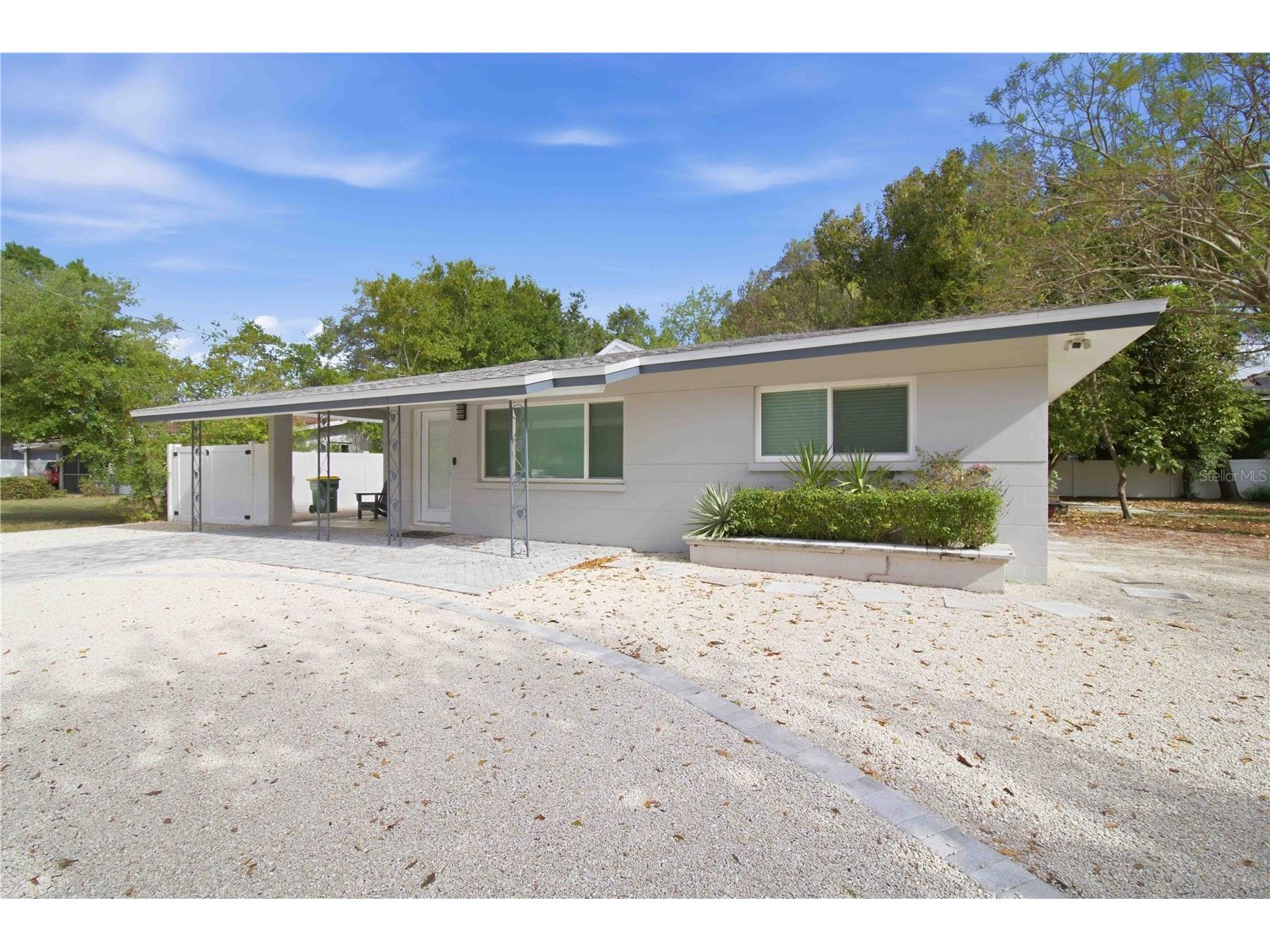 2545 Browning Street Sarasota FL 34237 A4687679 image3