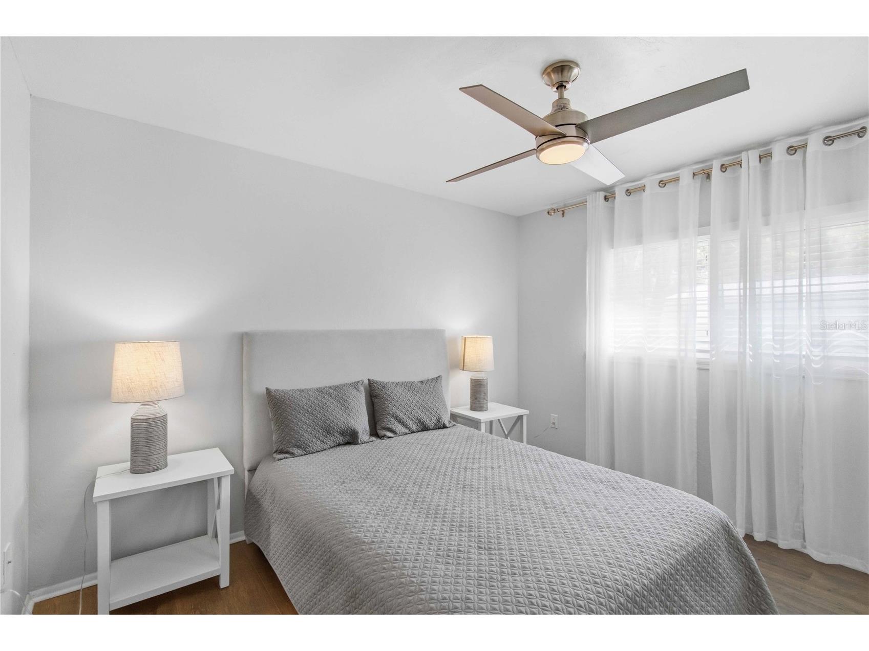 2545 Browning Street Sarasota FL 34237 A4687679 image32