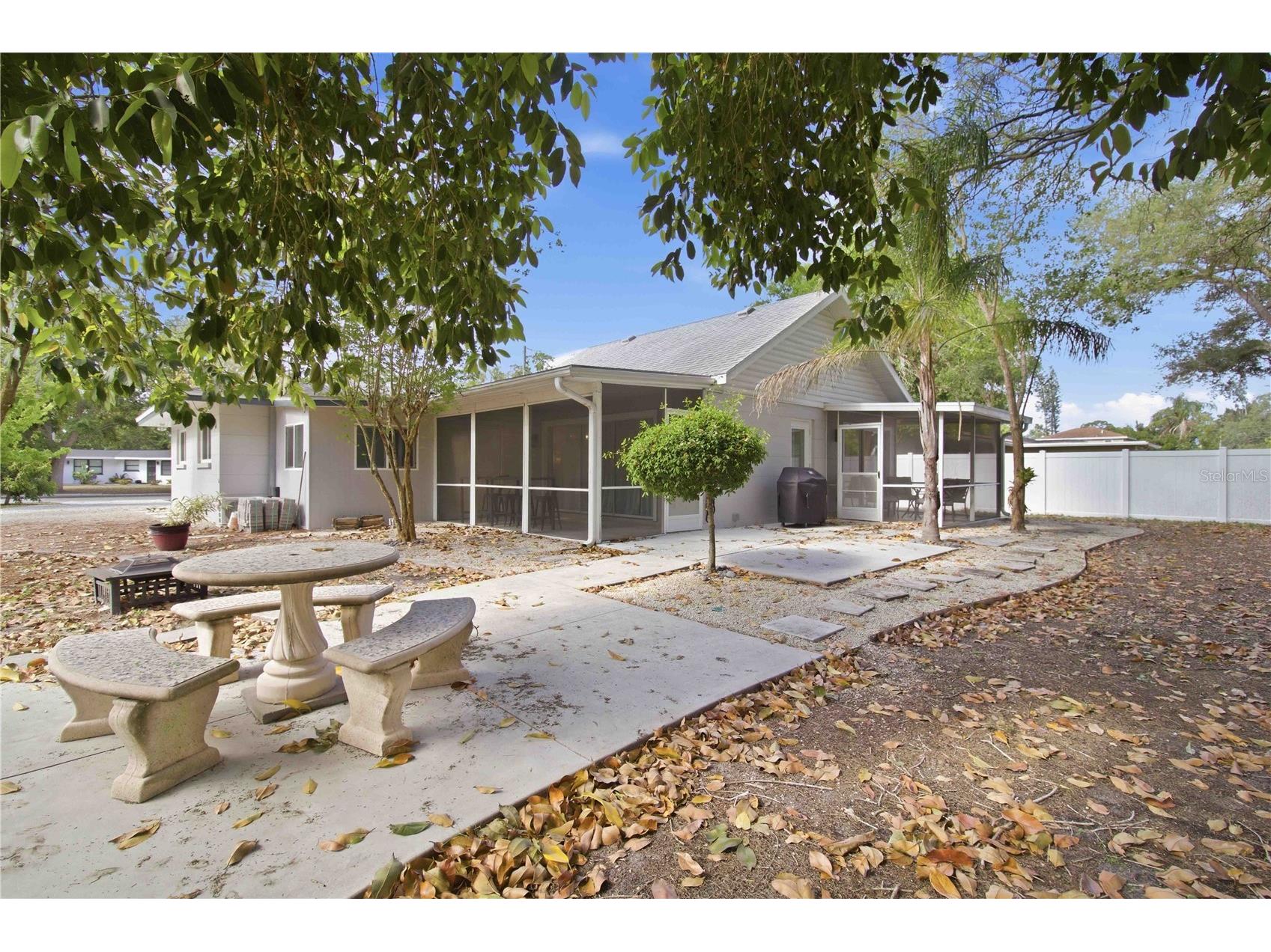 2545 Browning Street Sarasota FL 34237 A4687679 image45