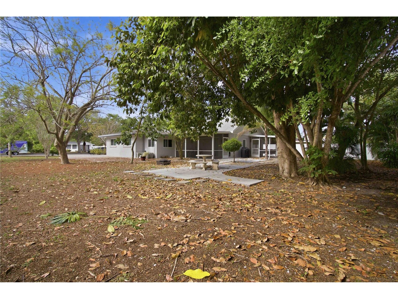 2545 Browning Street Sarasota FL 34237 A4687679 image48