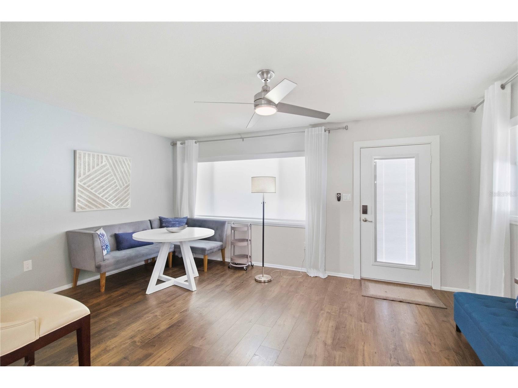 2545 Browning Street Sarasota FL 34237 A4687679 image9