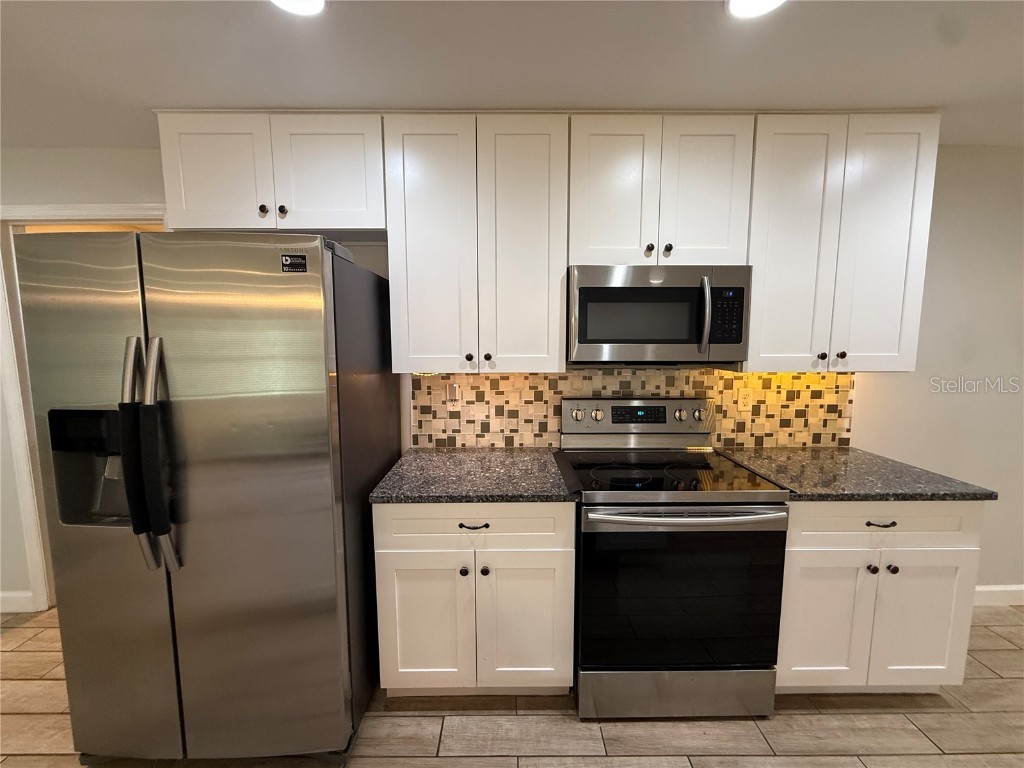 2545 El Portal Avenue Sanford FL 32773 O6353799 image8