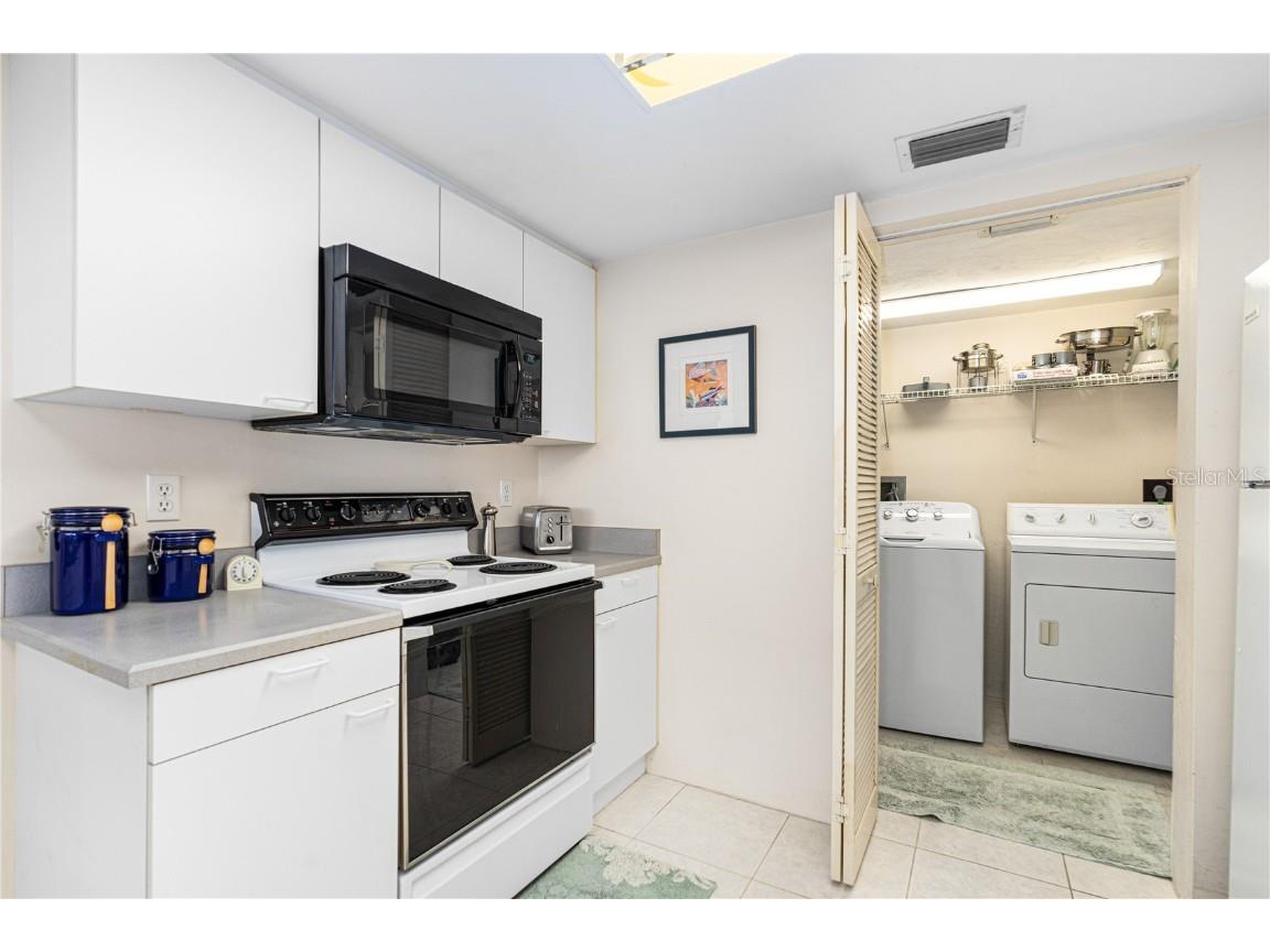 2545 S Atlantic Avenue #102 Daytona Beach Shores FL 32118 - ATLANTIC OCEAN V4943471 image43