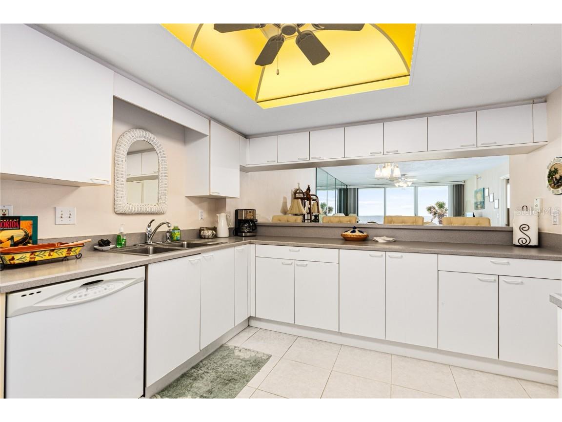 2545 S Atlantic Avenue #102 Daytona Beach Shores FL 32118 - ATLANTIC OCEAN V4943471 image45