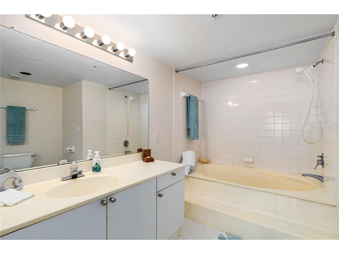 2545 S Atlantic Avenue #102 Daytona Beach Shores FL 32118 - ATLANTIC OCEAN V4943471 image51