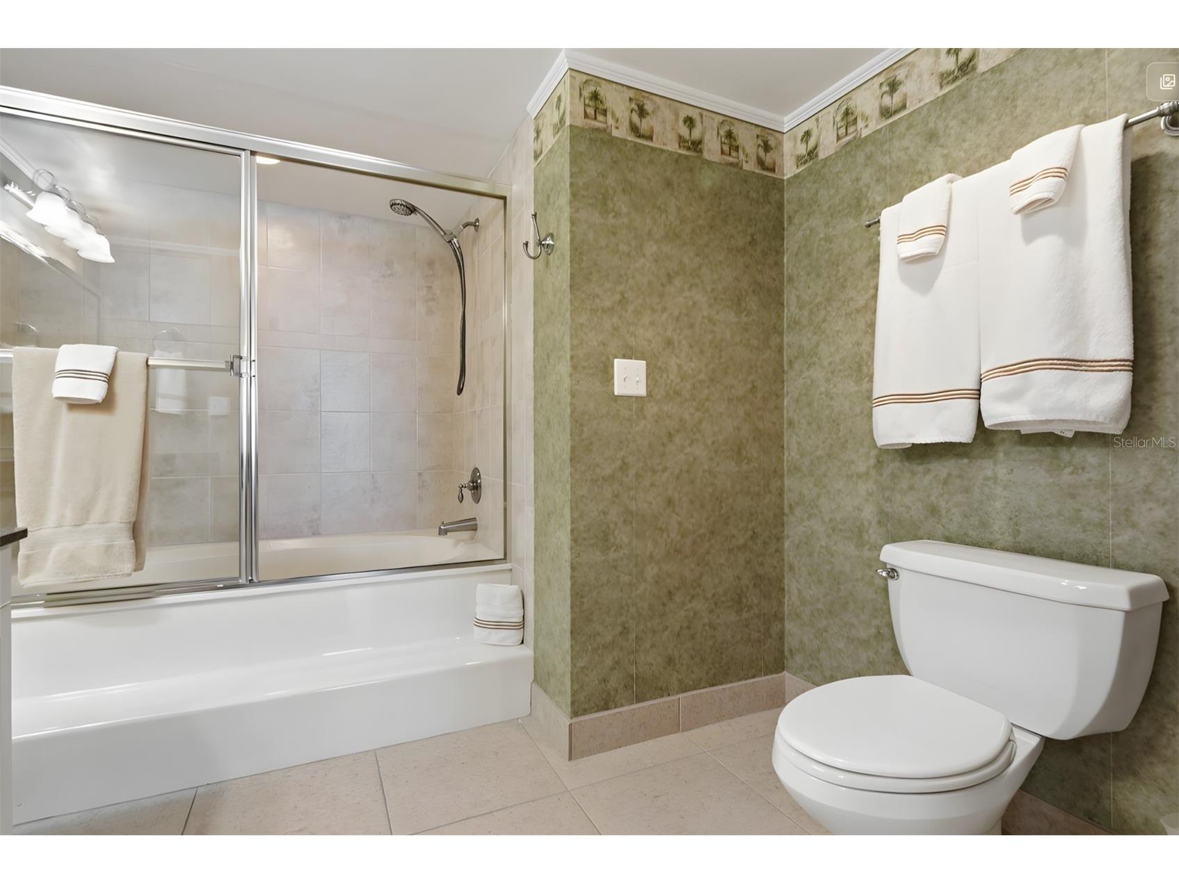 2545 S Atlantic Avenue #1103 Daytona Beach Shores FL 32118 V4947533 image20