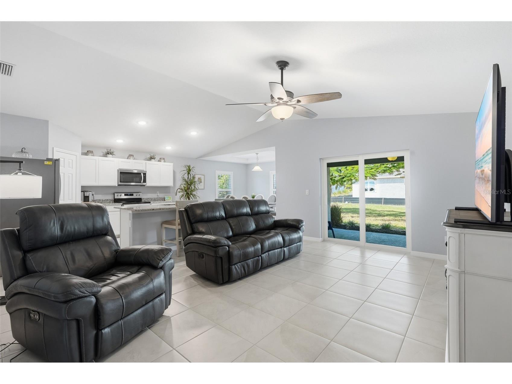 25459 Doredo Drive Punta Gorda FL 33955 C7527757 image4