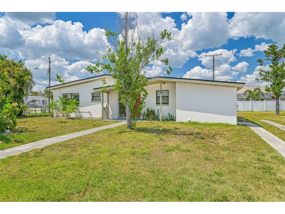 2546 Ambrose Lane Port Charlotte FL 33952 O6245143 image1