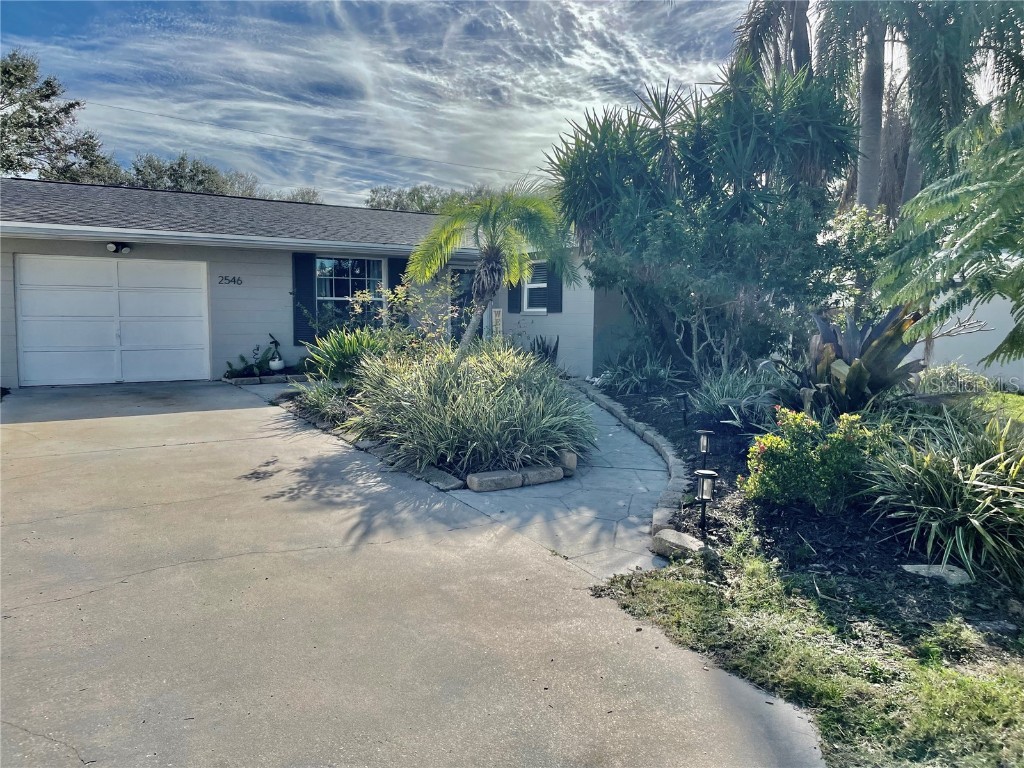 2546 Parma Street Sarasota FL 34231 A4597316 image1
