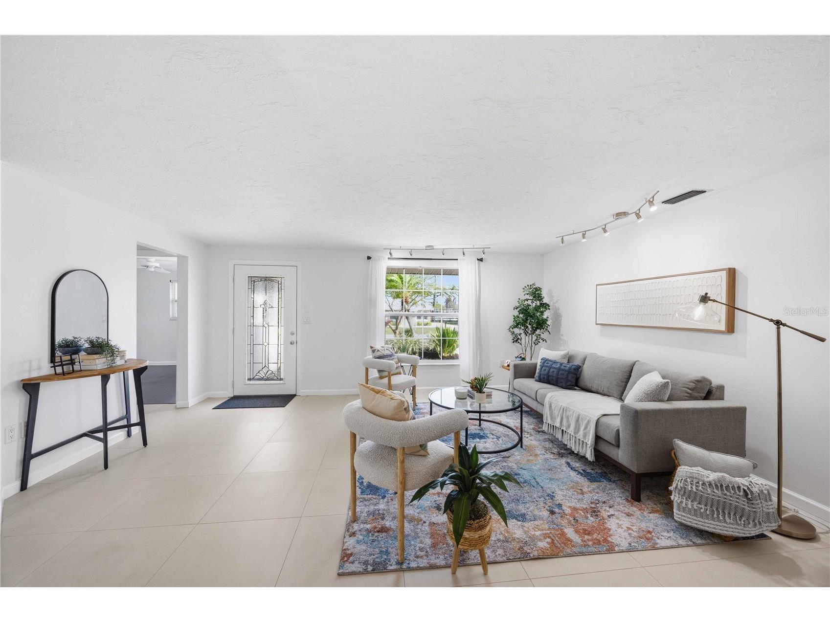 2546 Parma Street Sarasota FL 34231 A4686708 image10