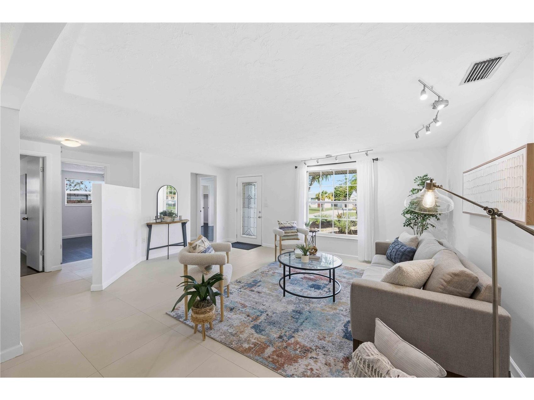 2546 Parma Street Sarasota FL 34231 A4686708 image11