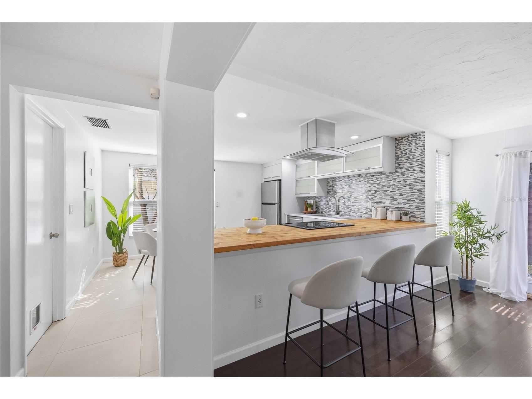 2546 Parma Street Sarasota FL 34231 A4686708 image16