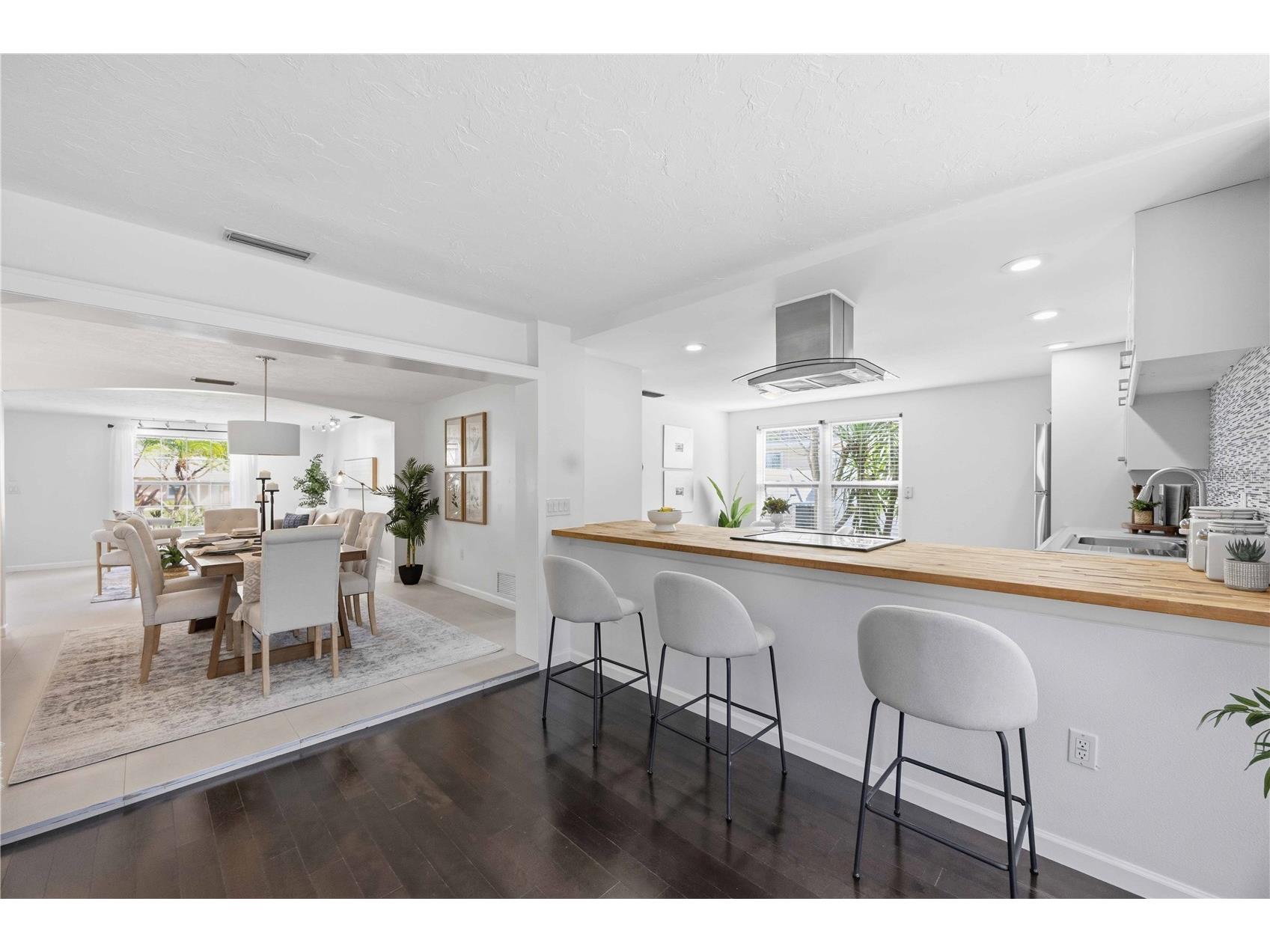 2546 Parma Street Sarasota FL 34231 A4686708 image26