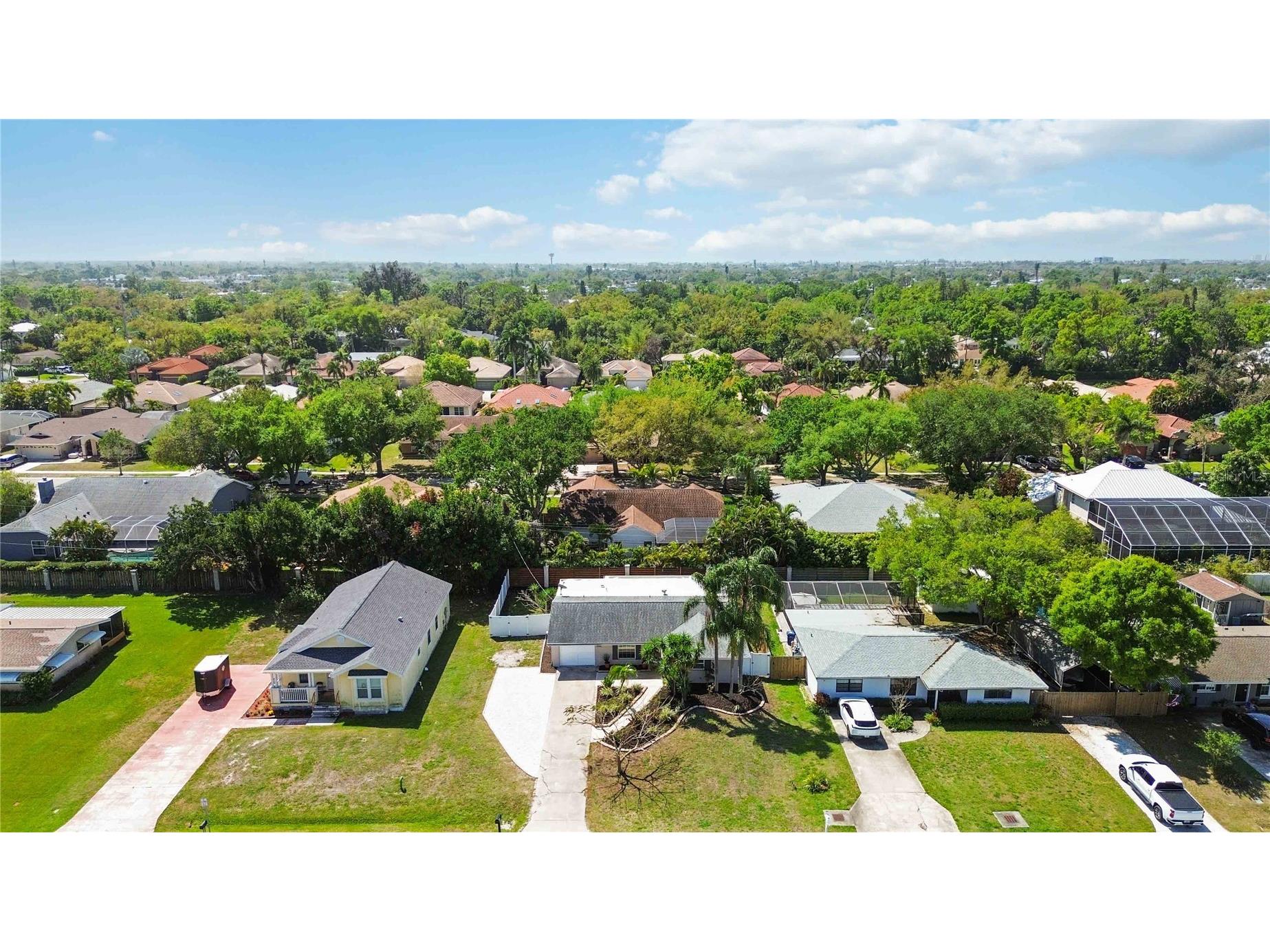 2546 Parma Street Sarasota FL 34231 A4686708 image59