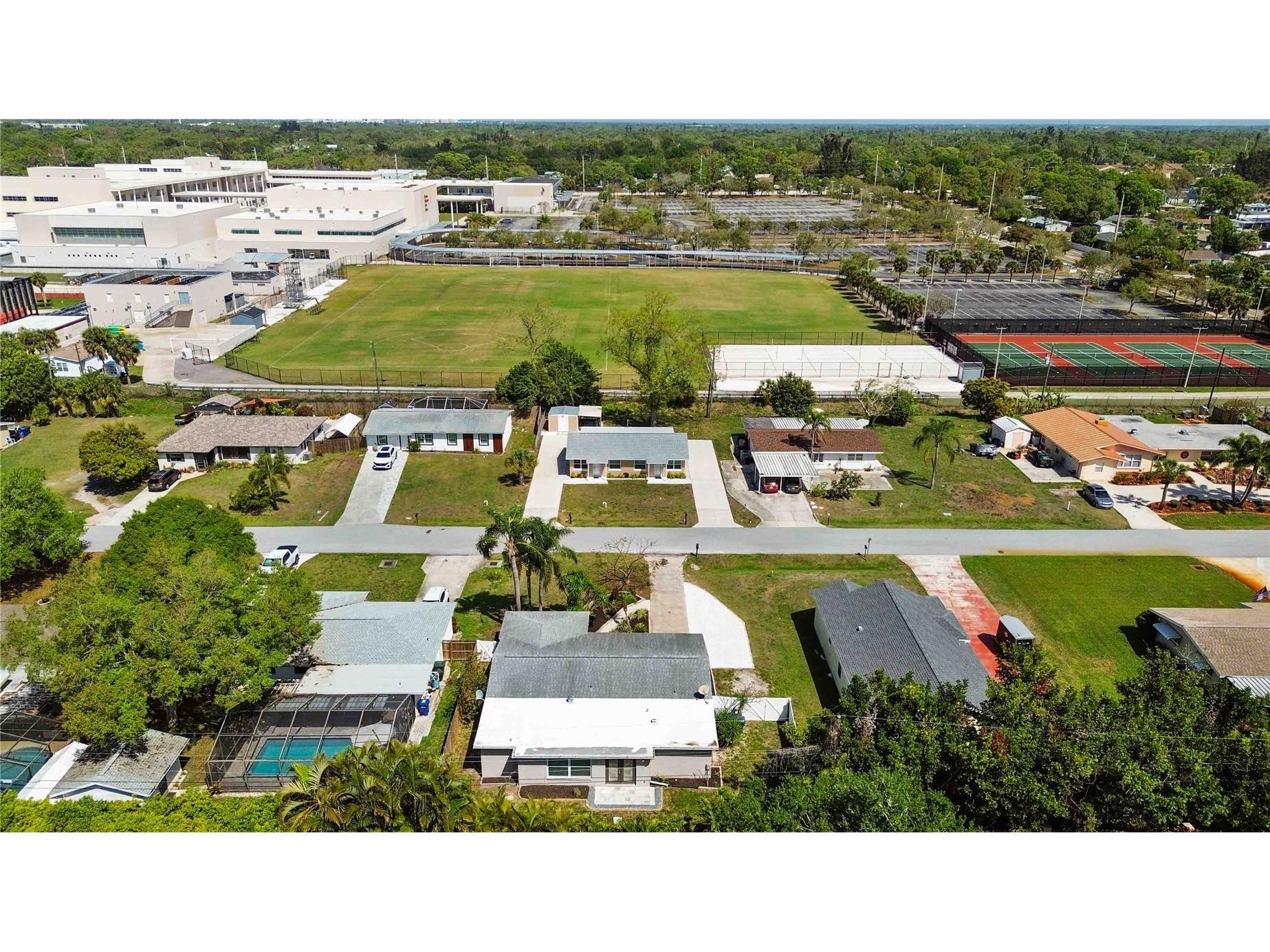 2546 Parma Street Sarasota FL 34231 A4686708 image61