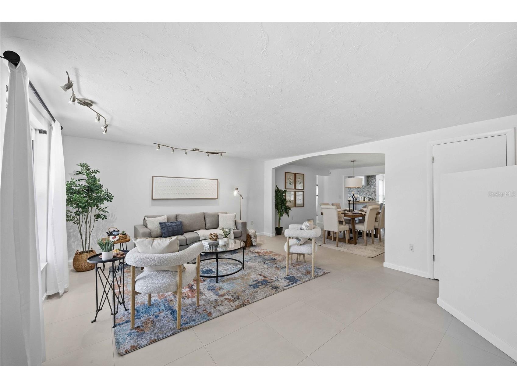 2546 Parma Street Sarasota FL 34231 A4686708 image9