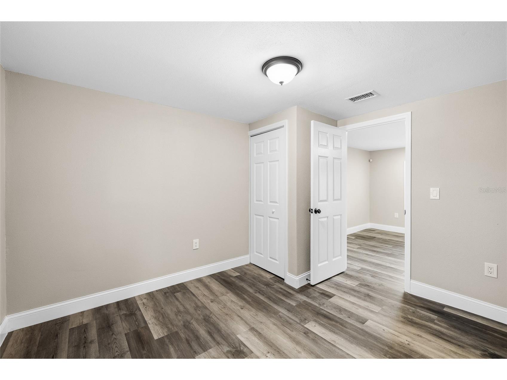 2547 10th Avenue S Saint Petersburg FL 33712 TB8479897 image16