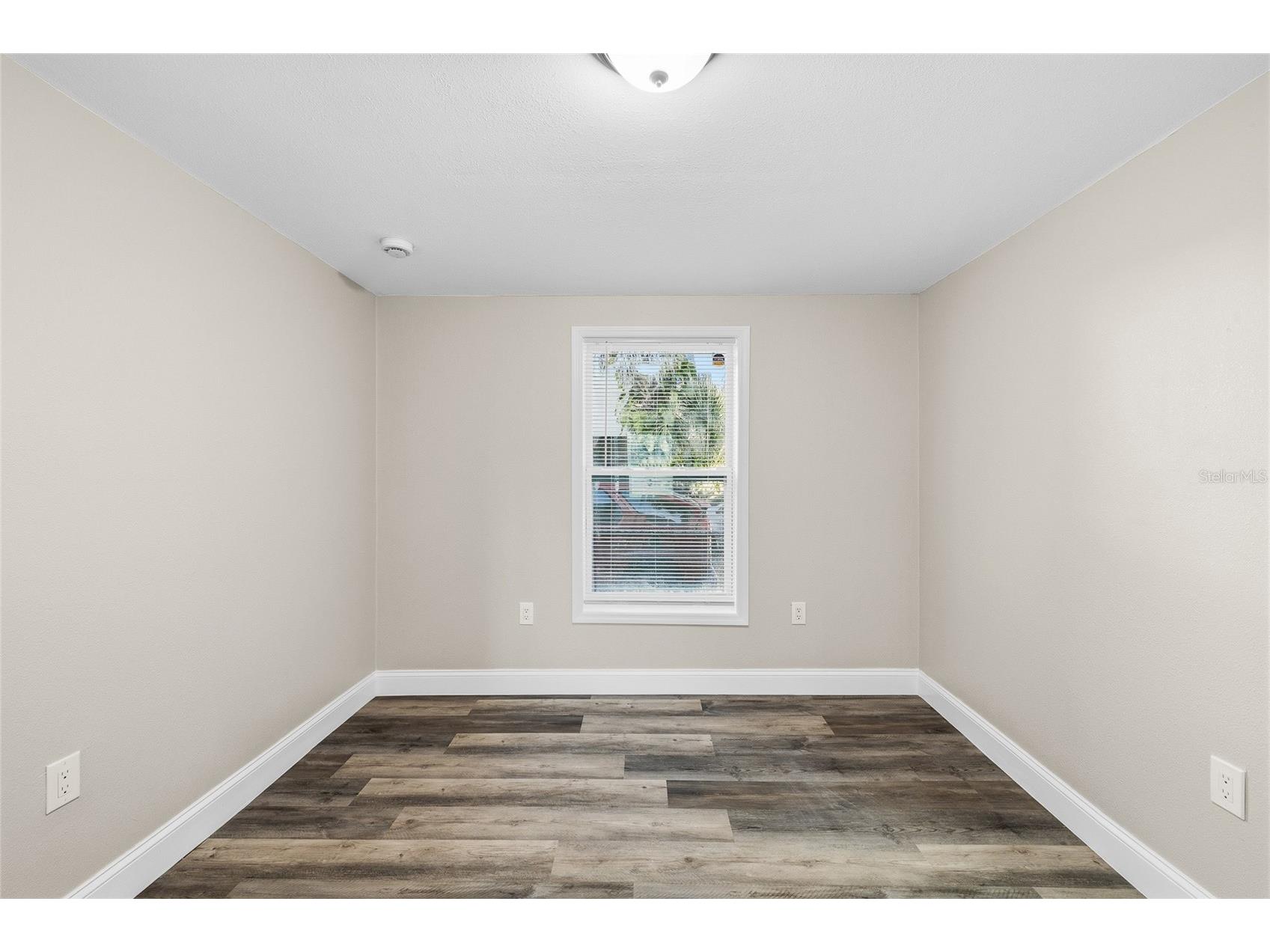 2547 10th Avenue S Saint Petersburg FL 33712 TB8479897 image18