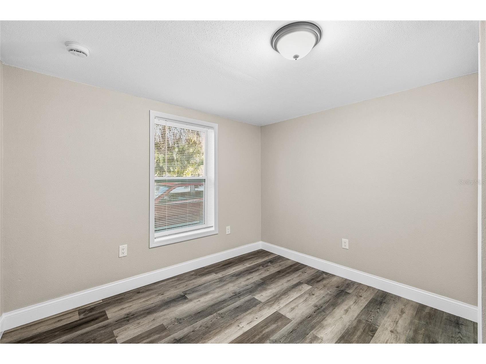 2547 10th Avenue S Saint Petersburg FL 33712 TB8479897 image20