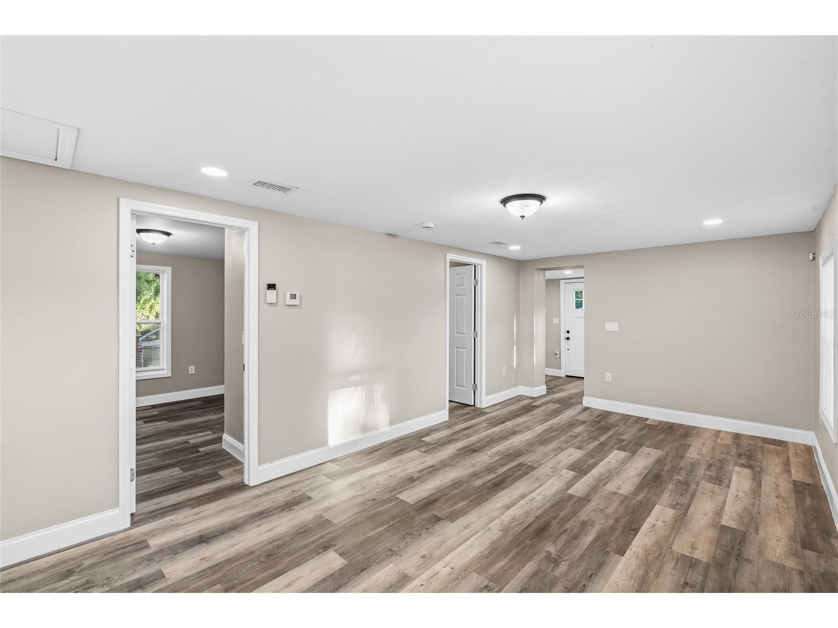 2547 10th Avenue S Saint Petersburg FL 33712 TB8479897 image7