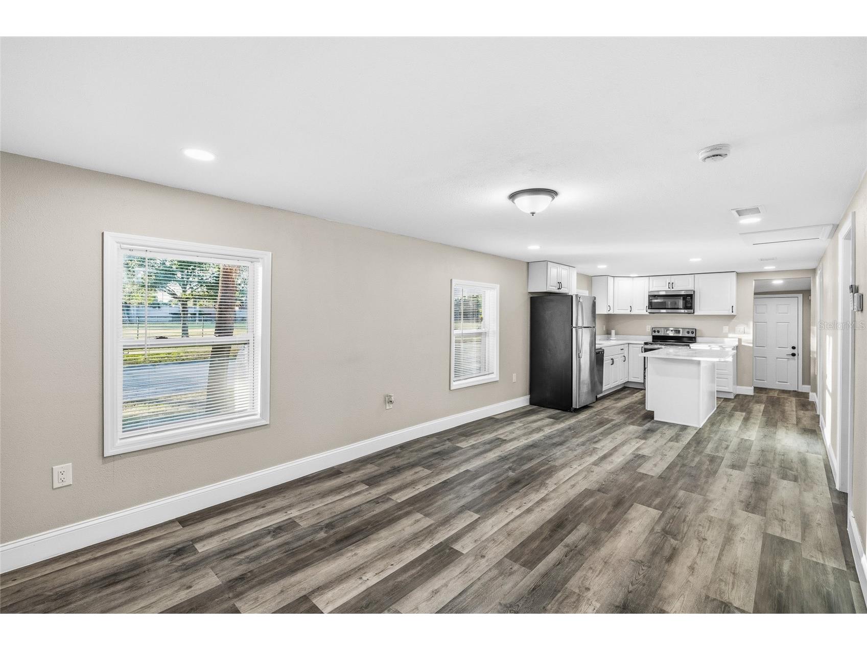 2547 10th Avenue S Saint Petersburg FL 33712 TB8479897 image8