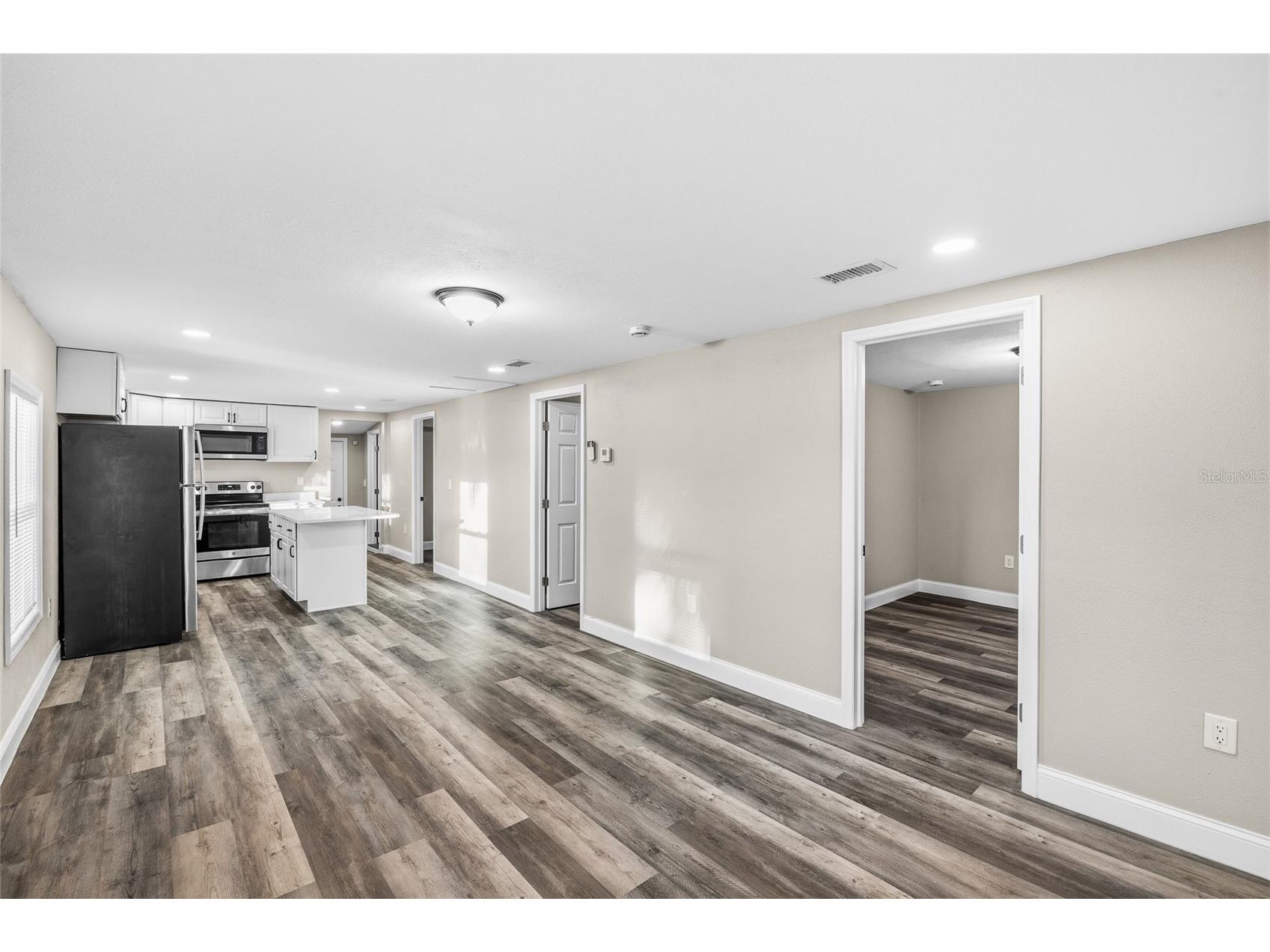 2547 10th Avenue S Saint Petersburg FL 33712 TB8479897 image9