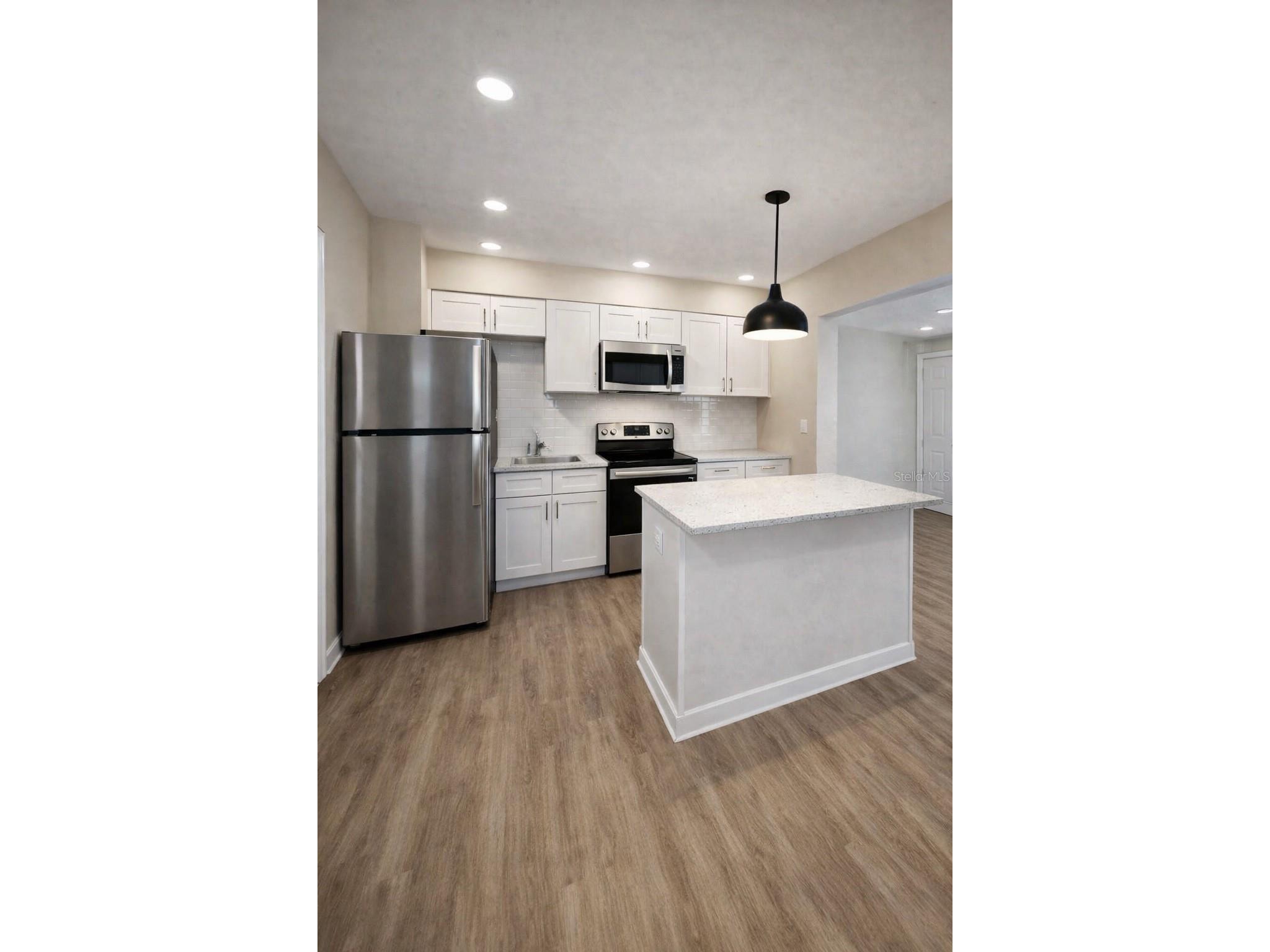 2547 14th Avenue S Saint Petersburg FL 33712 A4685153 image2