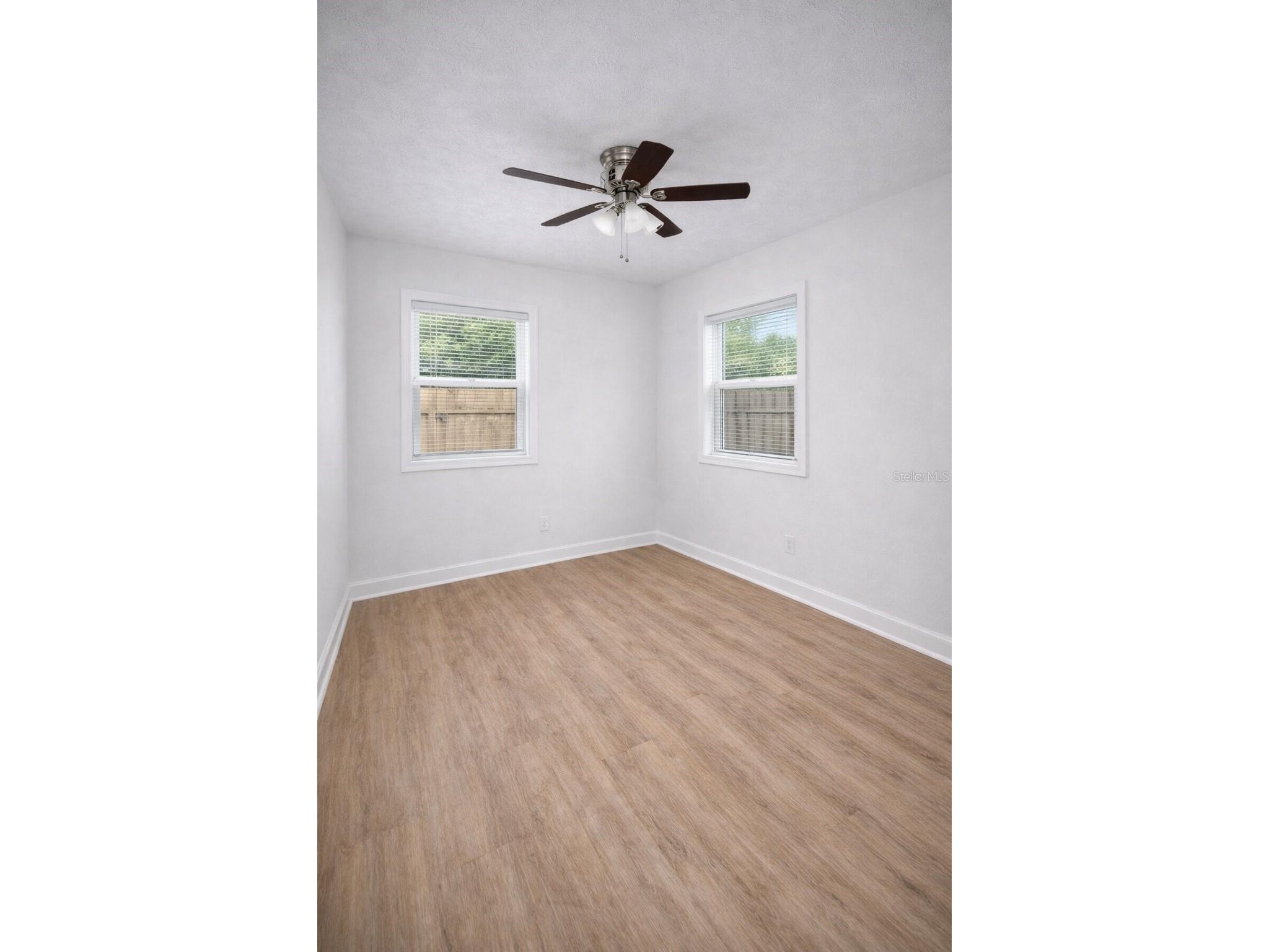 2547 14th Avenue S Saint Petersburg FL 33712 A4685153 image5
