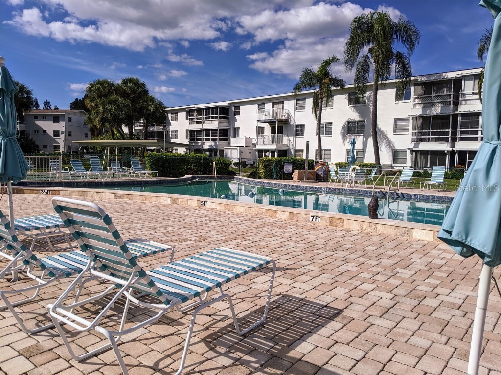 2547 60th Avenue W #L-36 Bradenton FL 34207 A4661533 image24