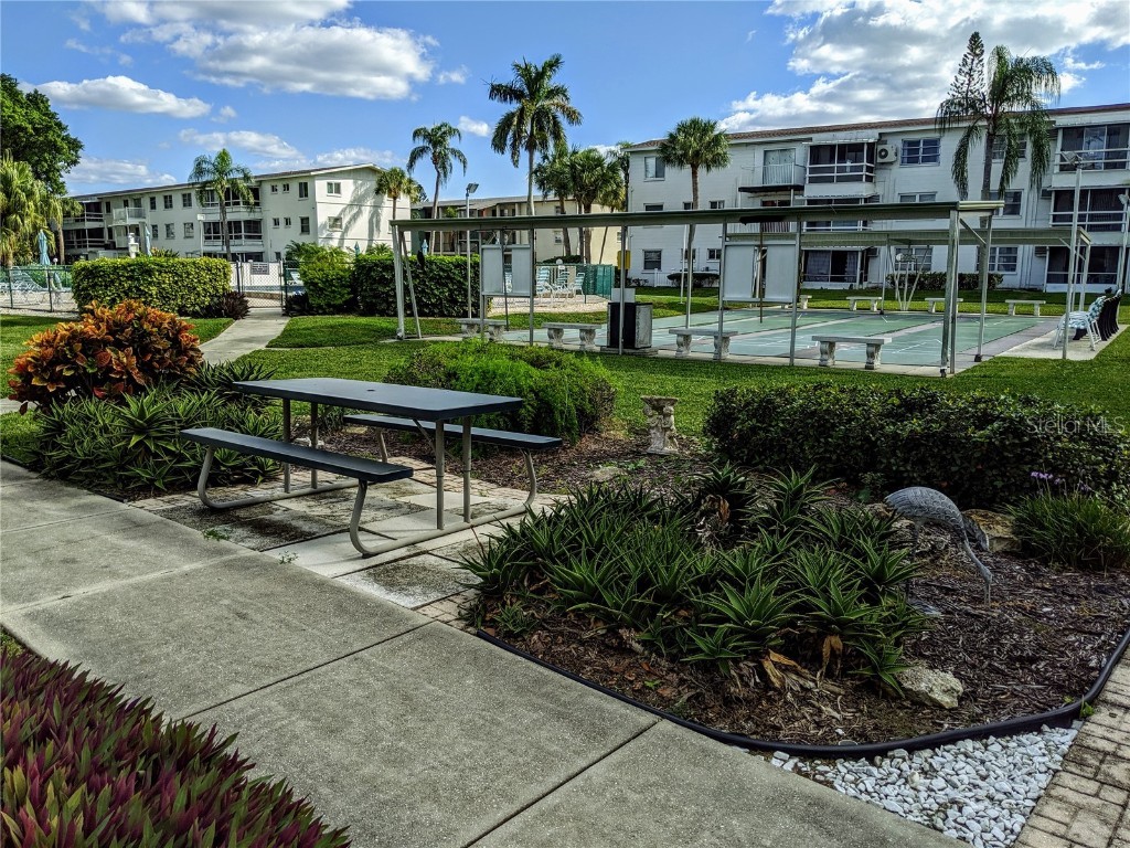 2547 60th Avenue W #L-36 Bradenton FL 34207 A4661533 image31