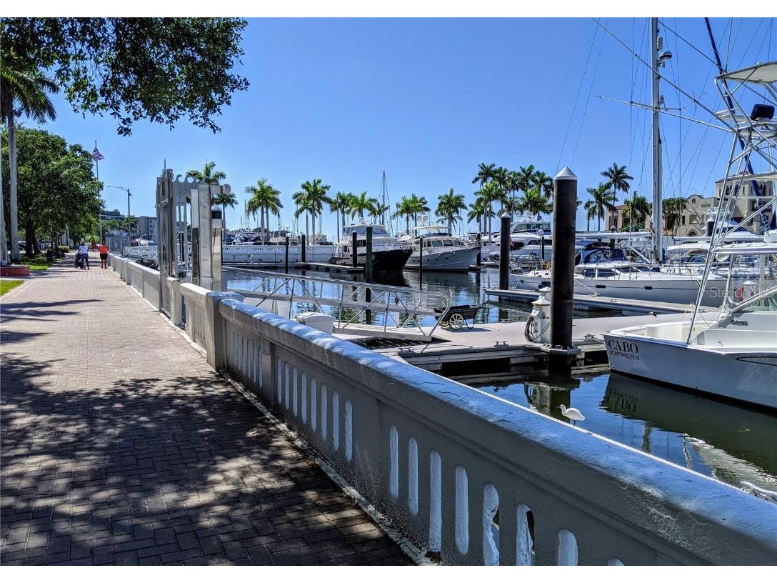 2547 60th Avenue W #L-36 Bradenton FL 34207 A4661533 image37