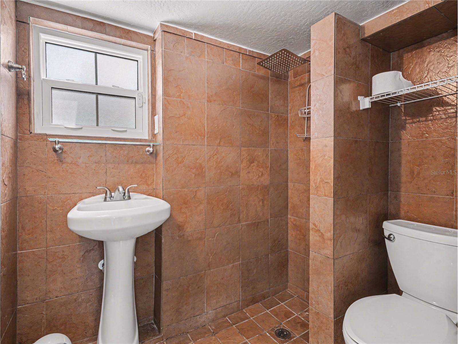 2547 Bahia Vista Street Sarasota FL 34239 A4696476 image22