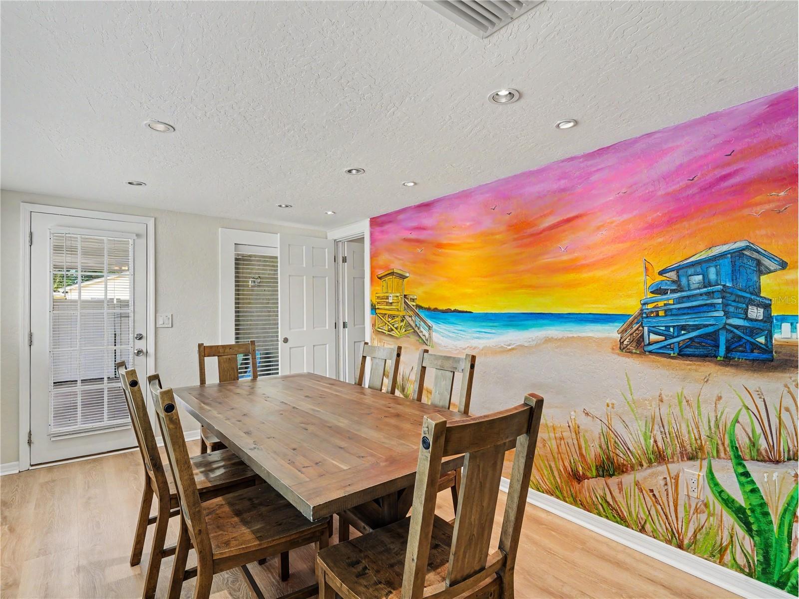 2547 Bahia Vista Street Sarasota FL 34239 A4696476 image8