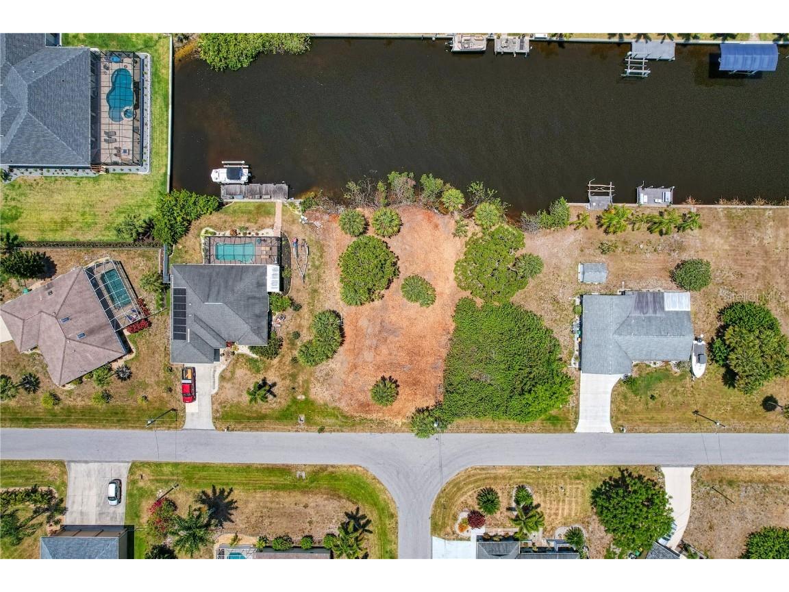 2547 Dixon Terrace Port Charlotte FL 33981 N6130359 image1