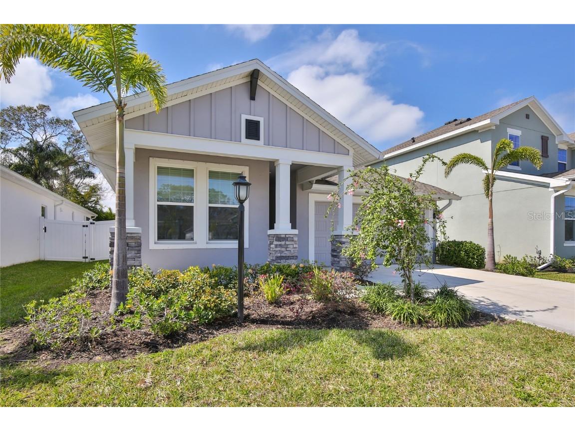2547 Fireflag Lane Sarasota FL 34232 A4562047 image1