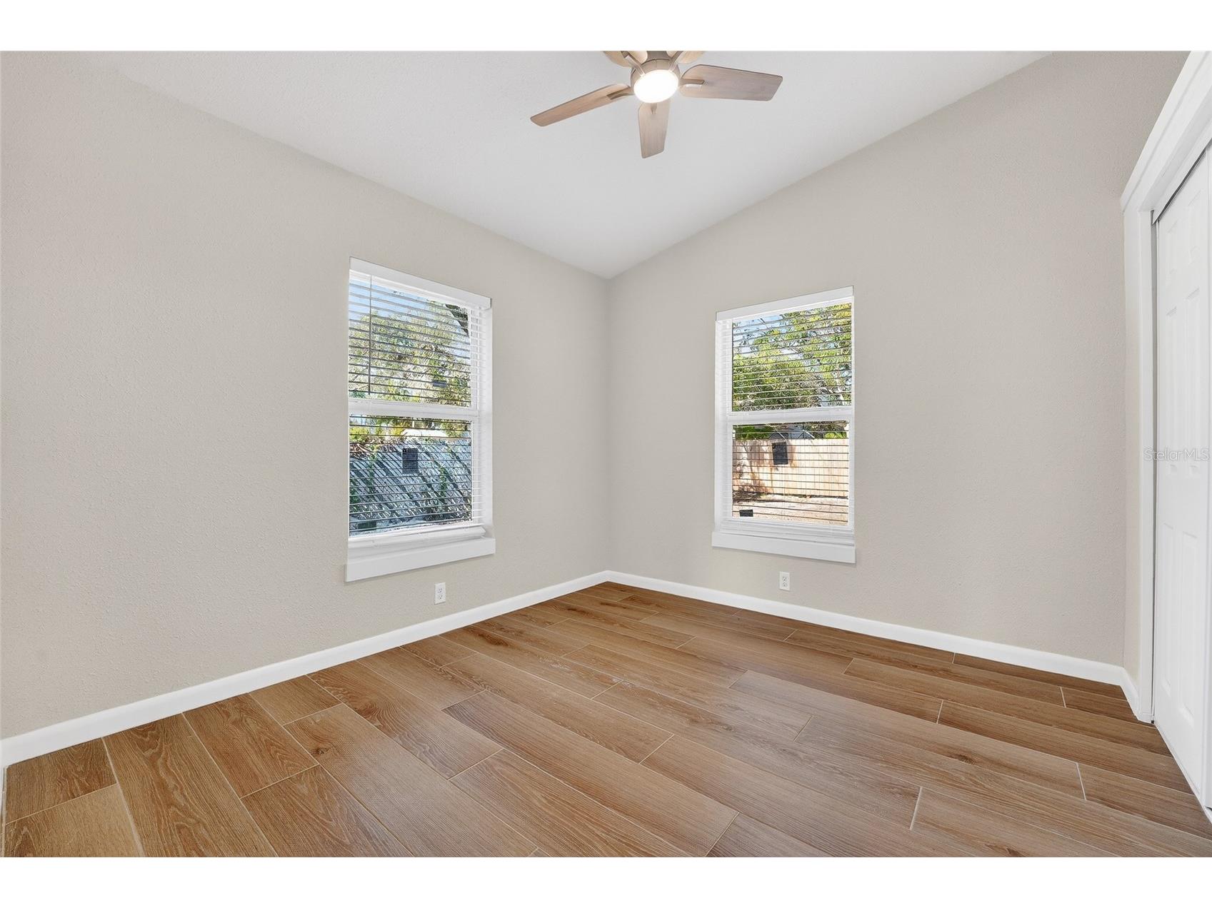 2547 Loma Linda Street Sarasota FL 34239 TB8456707 image17