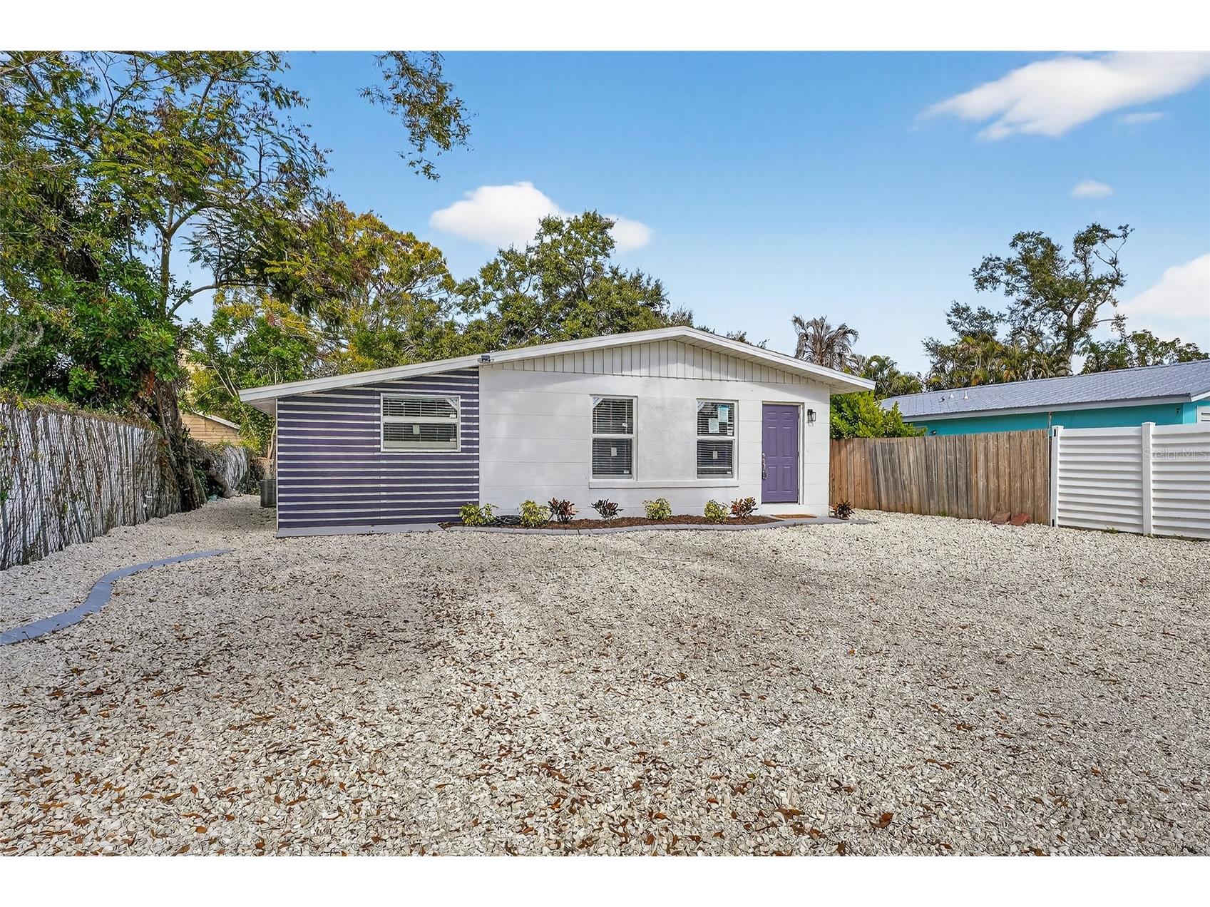 2547 Loma Linda Street Sarasota FL 34239 TB8456707 image2